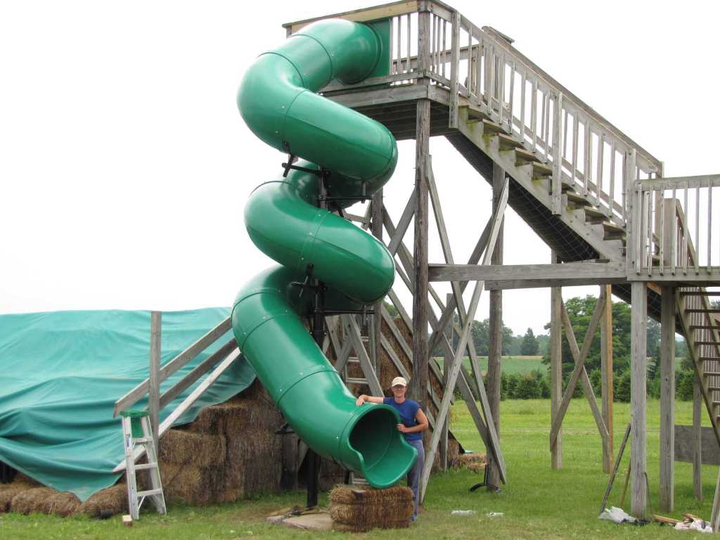 25 Epic Indoor/Outdoor Slides