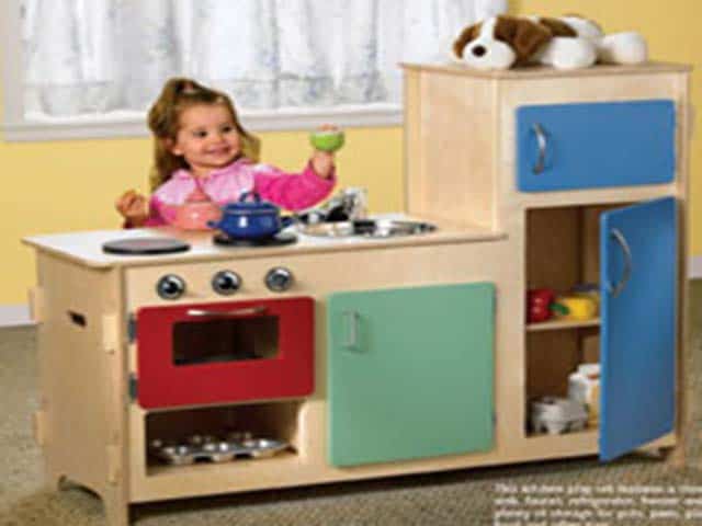 Play Kitchens - A practical toy for every child