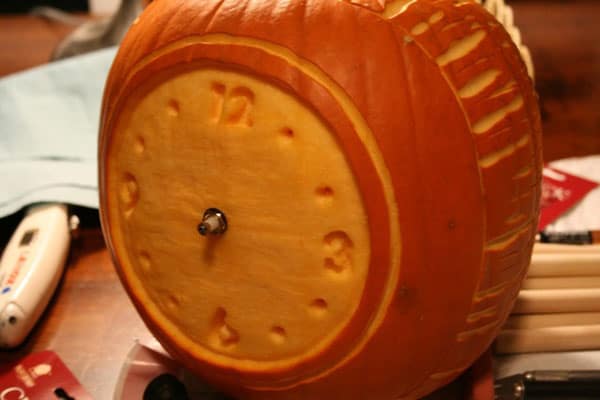 alarm-clock-pumpkin-face