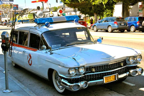 2016 ghostbusters car