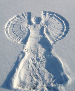 kids making snow angels