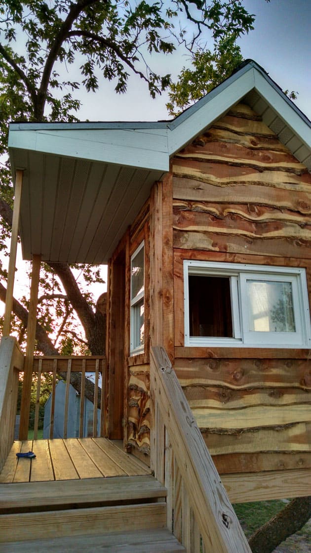 cedar-siding-treehouse