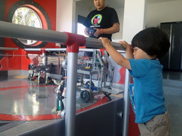 Rolling Robots Bring Mechanical Learning to Life | Built by Kids ...