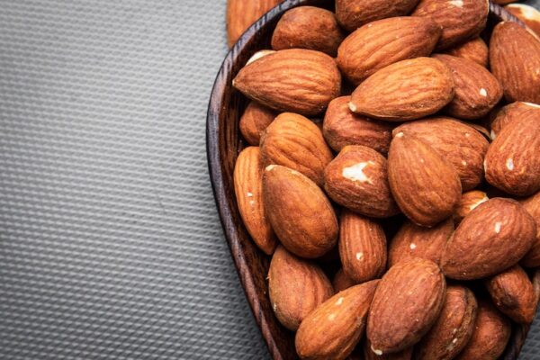 almonds nut allergy