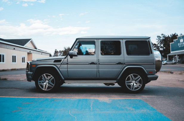 choose the right vehicle for family outings